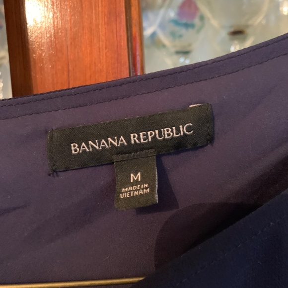 Banana republic cuffed sleeve sheer with lining polka blouse. Worn once - Picture 2 of 4